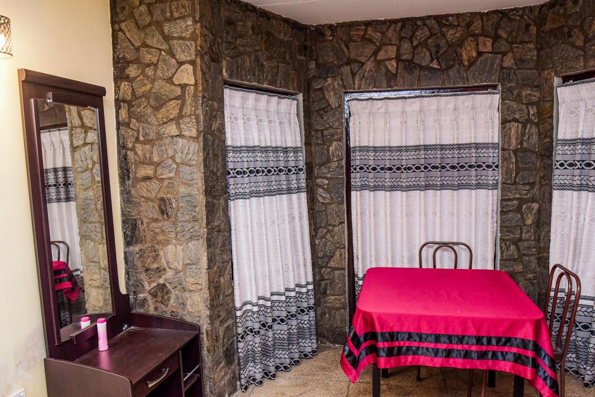 Kandy Paradise Hotel & Spa Gelioya Kültér fotó